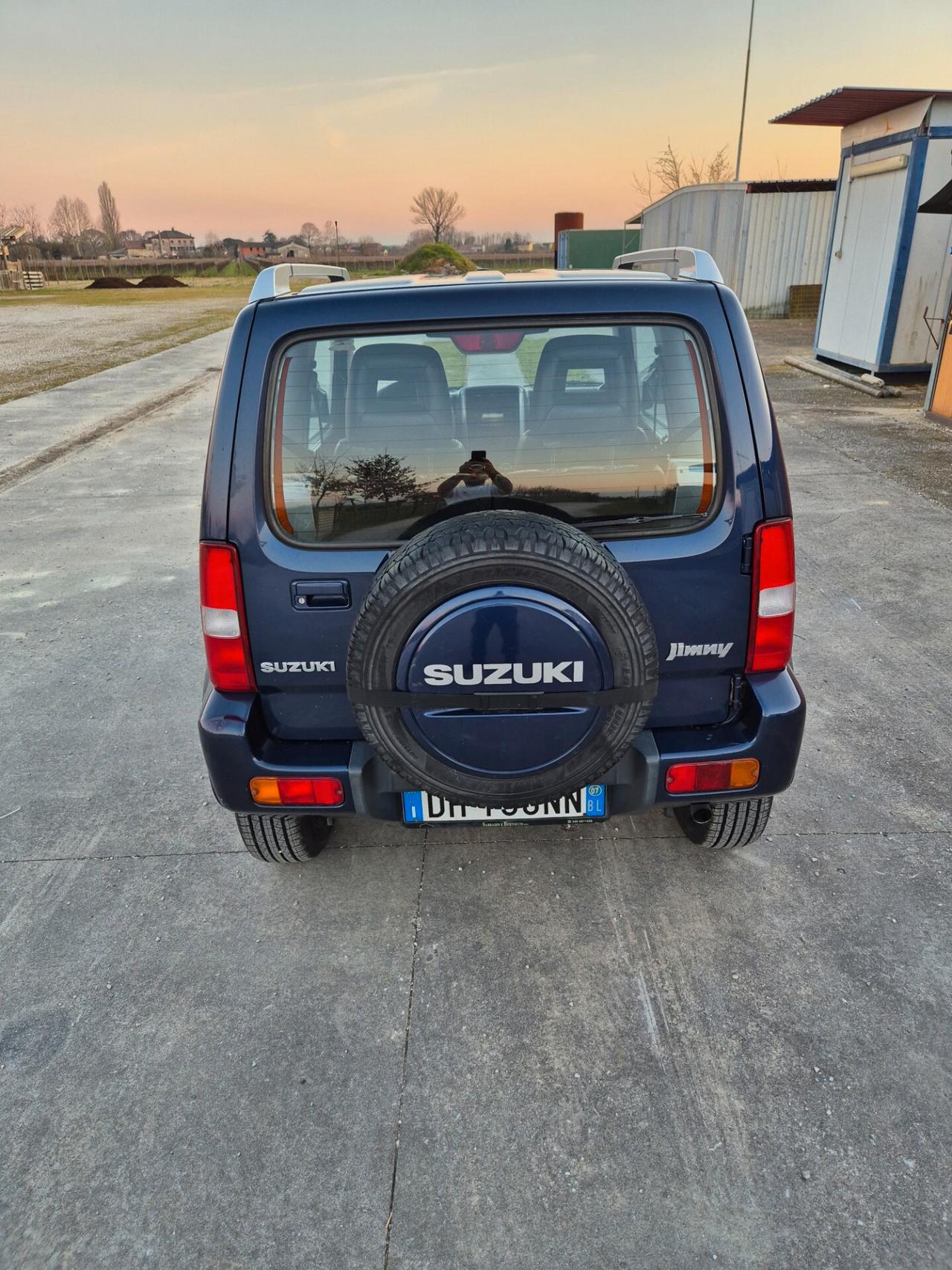 Suzuki Jimny 1.3i 16V cat 4WD JLX Più