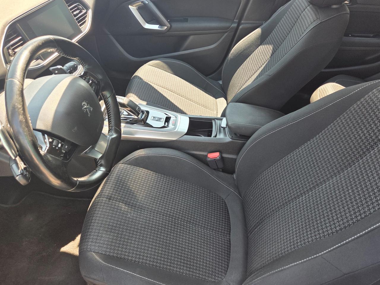 Peugeot 308 BlueHDi 120 Cv Cambio Automatico SW Business NESSUN OBBLIGO FINANZIARIO