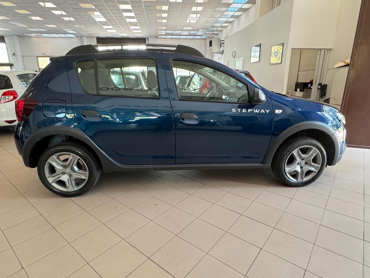 Dacia Sandero Stepway 1.0 SCe 75 CV Access - OK NEOPATENTATI/E!
