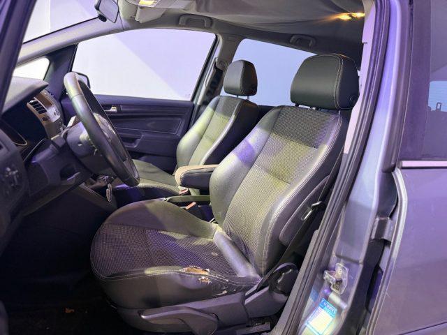 OPEL Zafira 1.8 16V VVT Cosmo