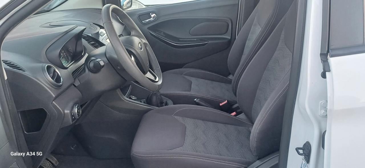 Ford Ka+ 1.2 5 porte