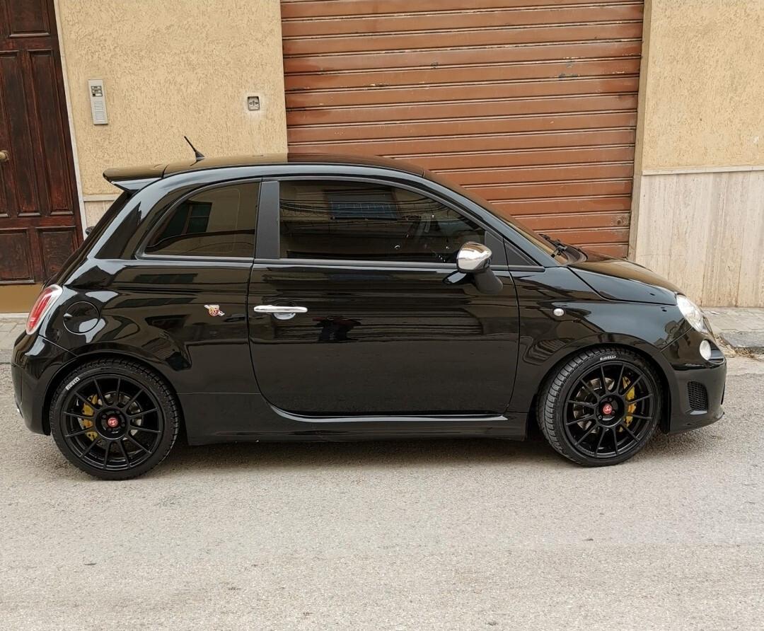 Abarth 500 1.4 Turbo T-Jet esseesse 160cv