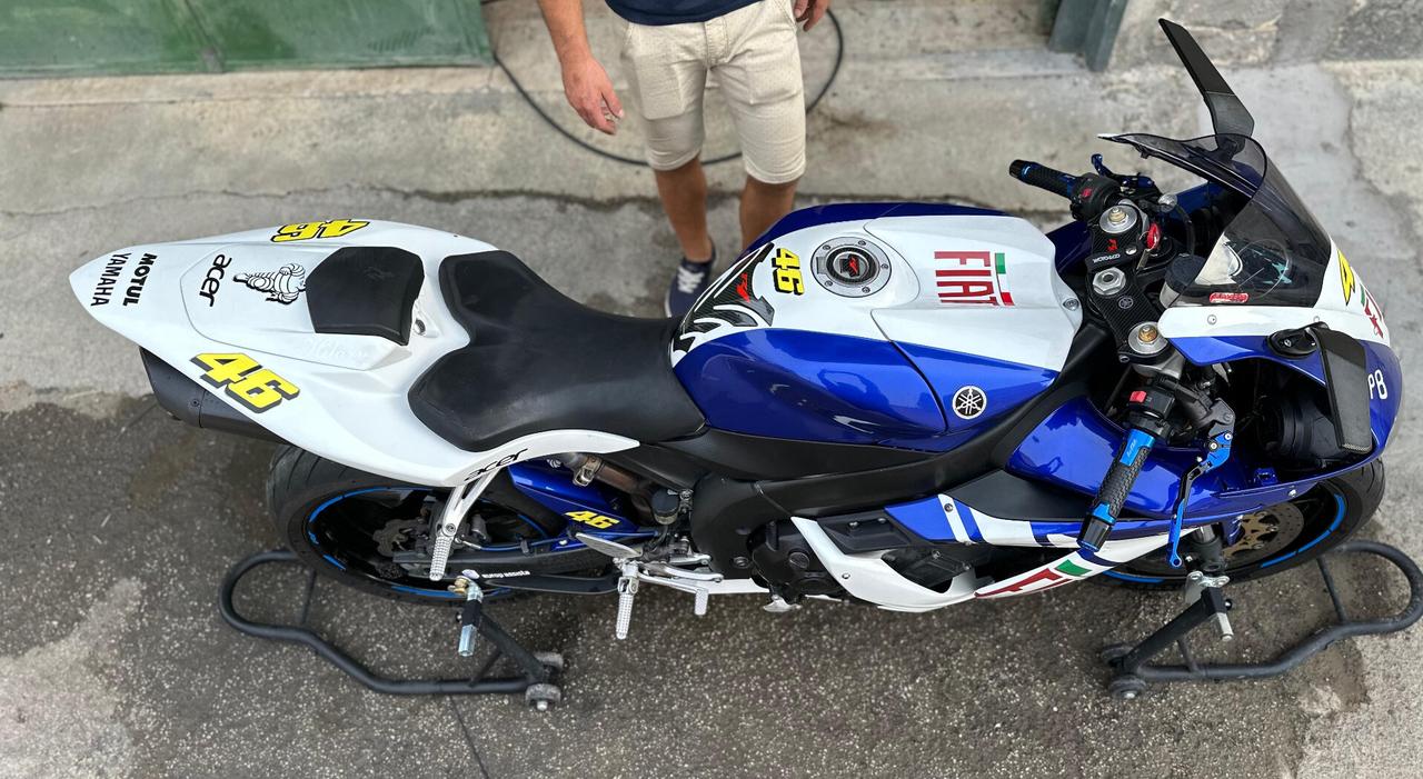 YAHAMA YZF R1 2006