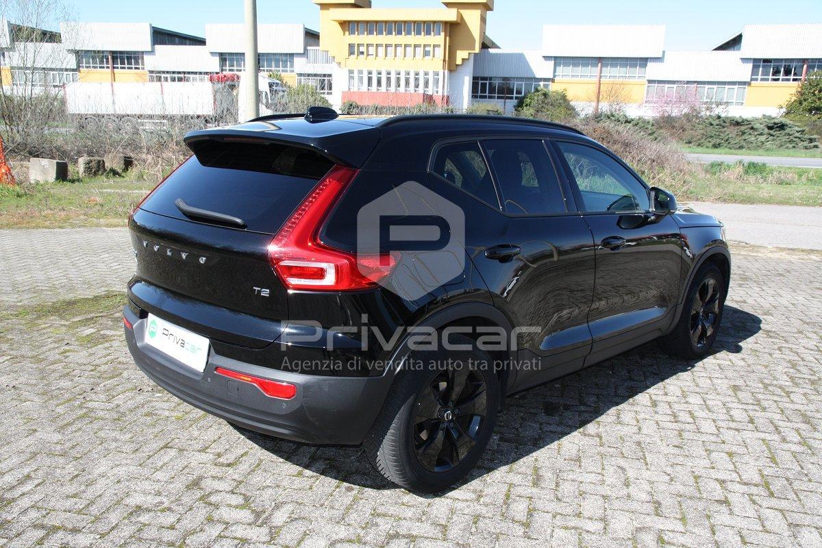 VOLVO XC40 T2 Geartronic Momentum