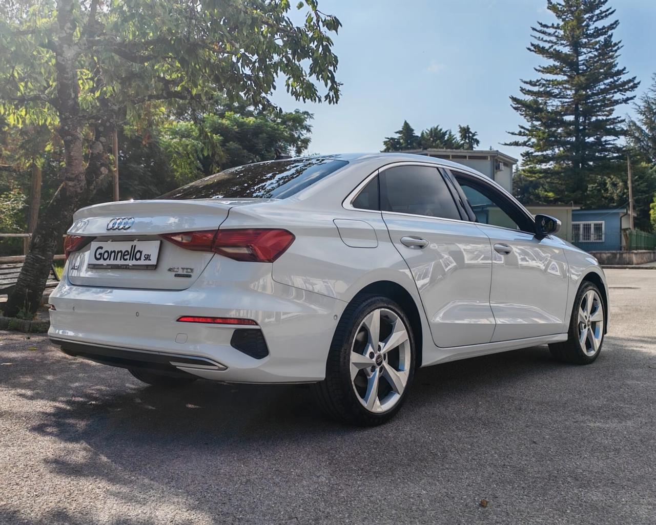 Audi A3 Sedan 40 TDI quattro S tronic Business Advanced