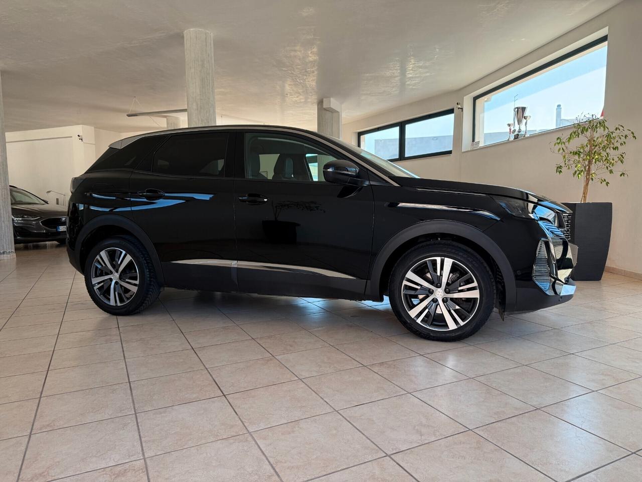 Peugeot 3008 BlueHDi 130 S&S EAT8 Allure Pelle RetroCam Full