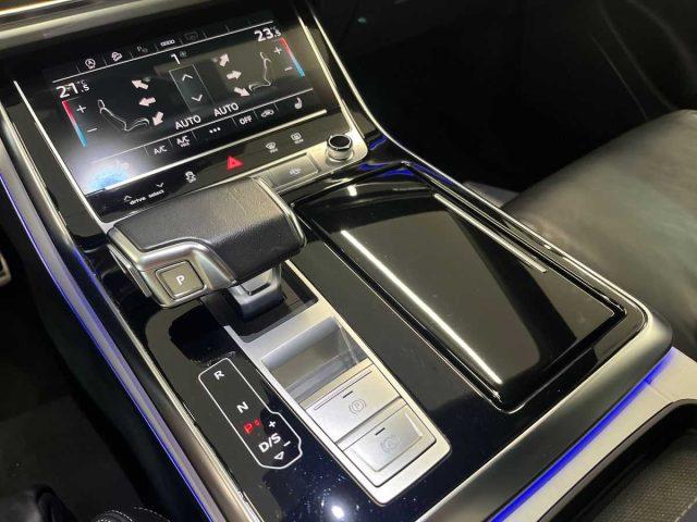 AUDI Q8 45 TDI quattro tiptronic Sport