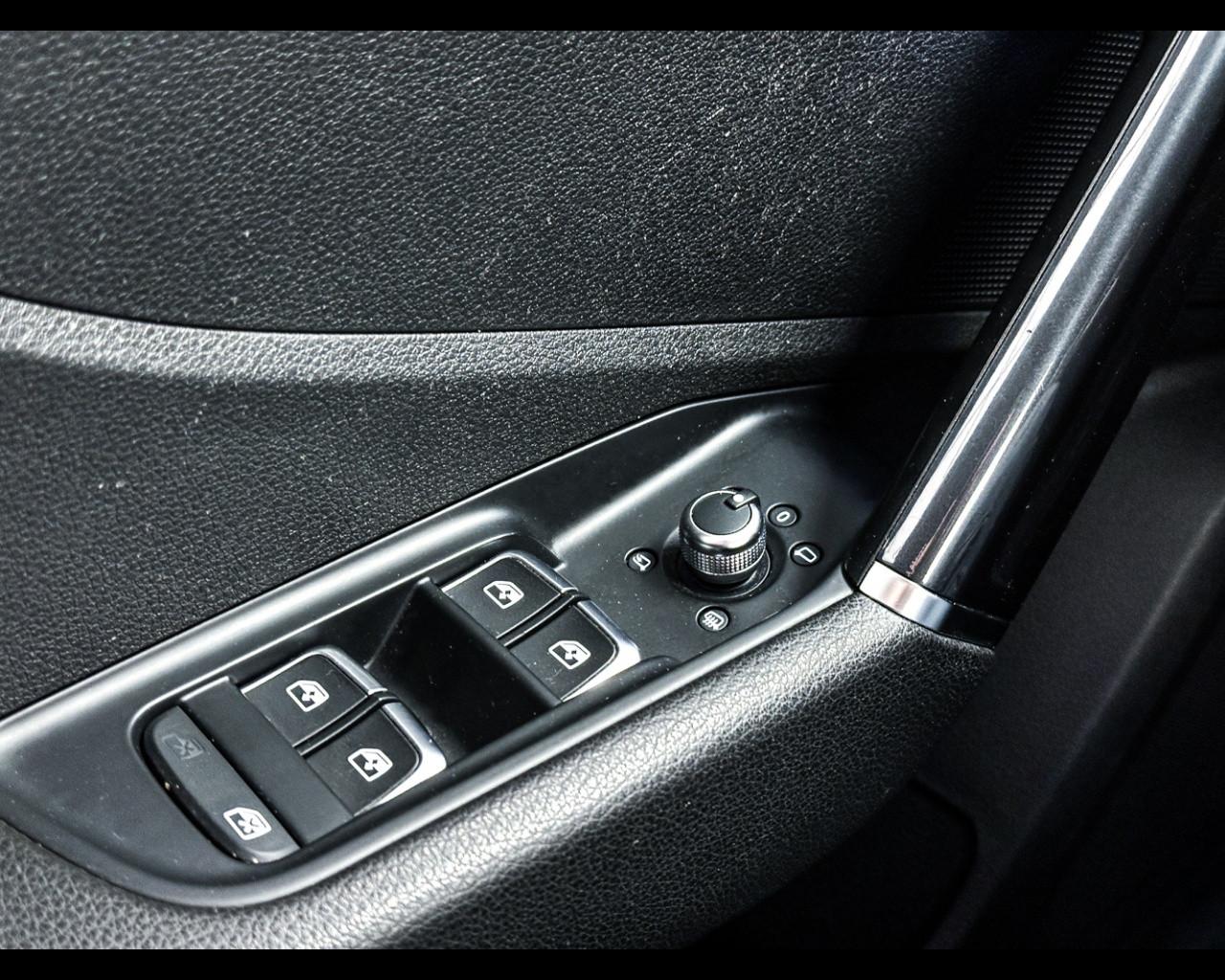 AUDI Q2 - Q2 2.0 TDI quattro S tronic Sport