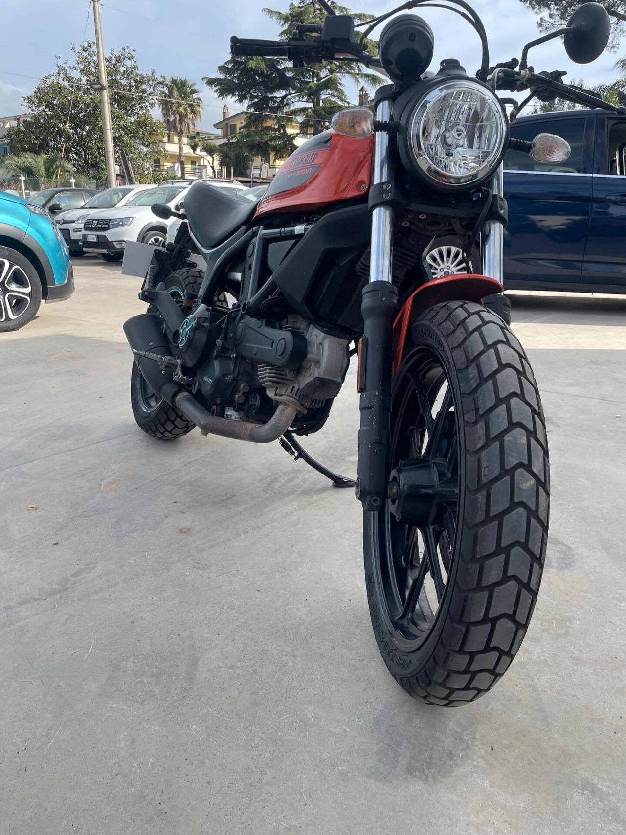 Ducati Scrambler Sixty