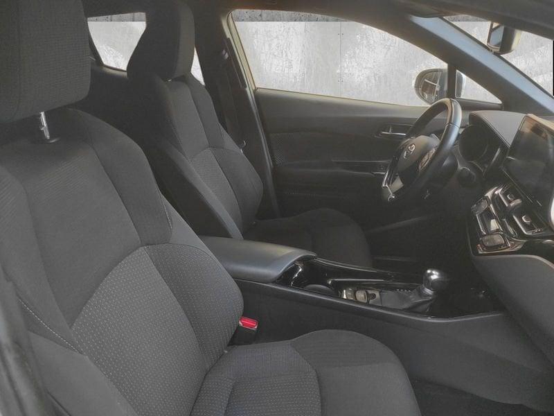 Toyota C-HR 1.8h Lounge 2wd e-cvt my18
