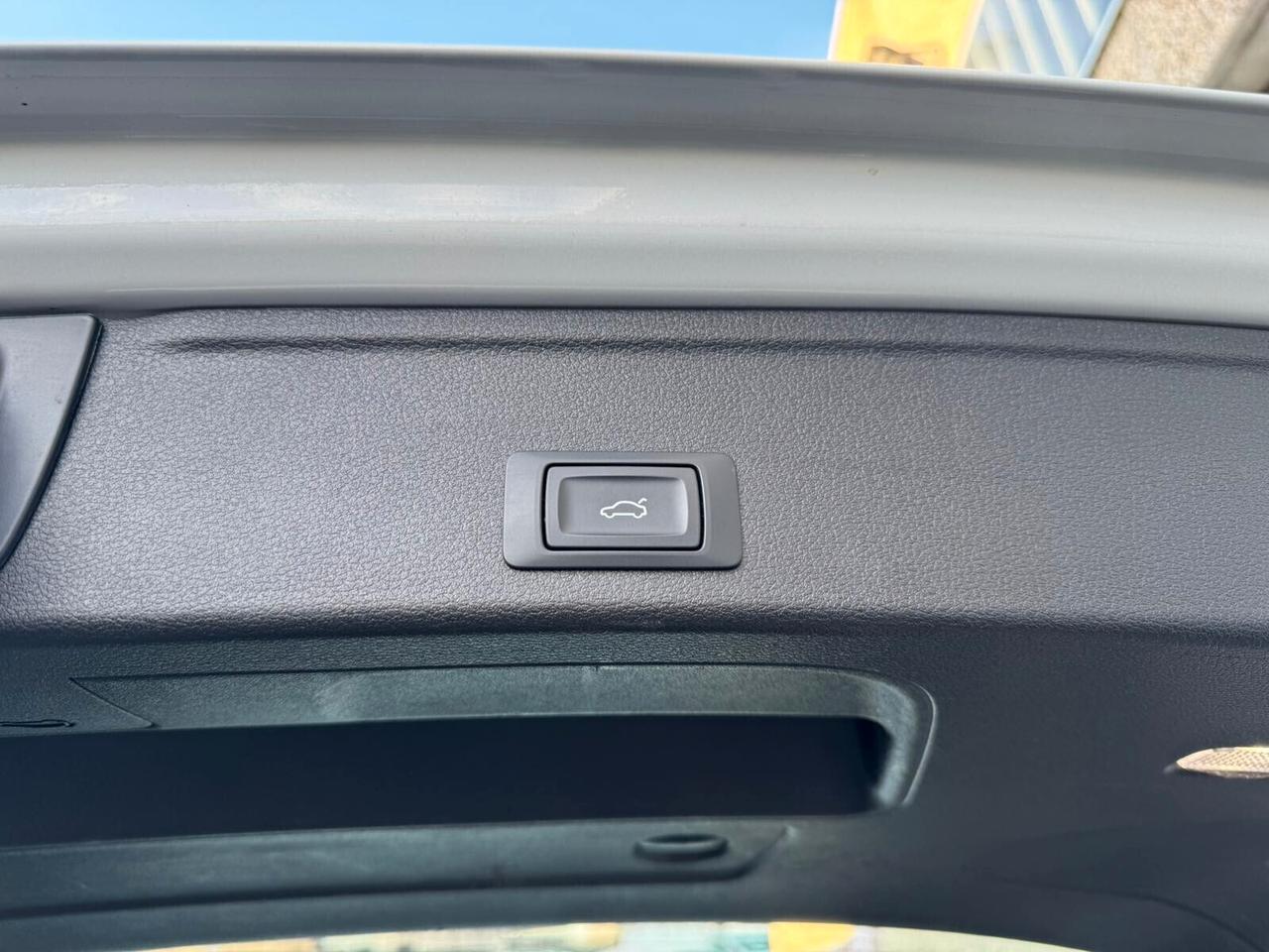 Audi A4 Avant 35 TDI/163 CV S tronic Business Advanced