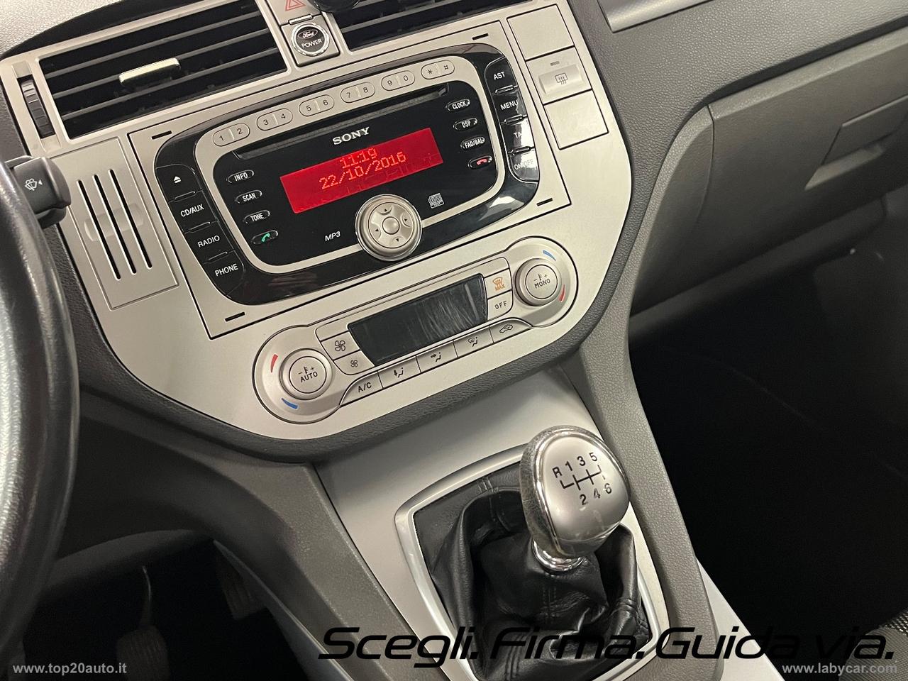 FORD Kuga 2.0 TDCi 140 CV 2WD Titanium