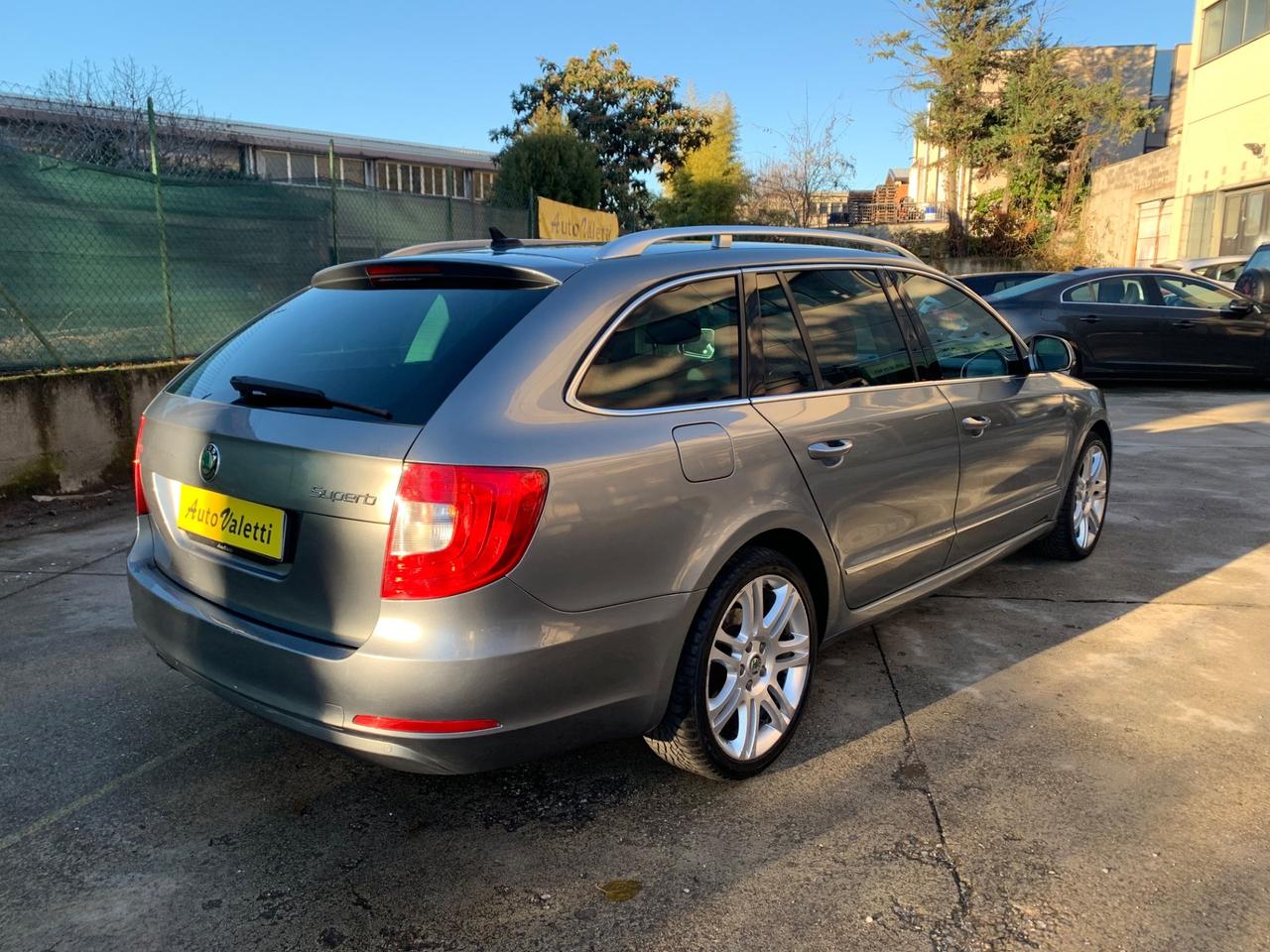 Skoda Superb 2.0 TDI CR 170CV DSG Wagon Elegance