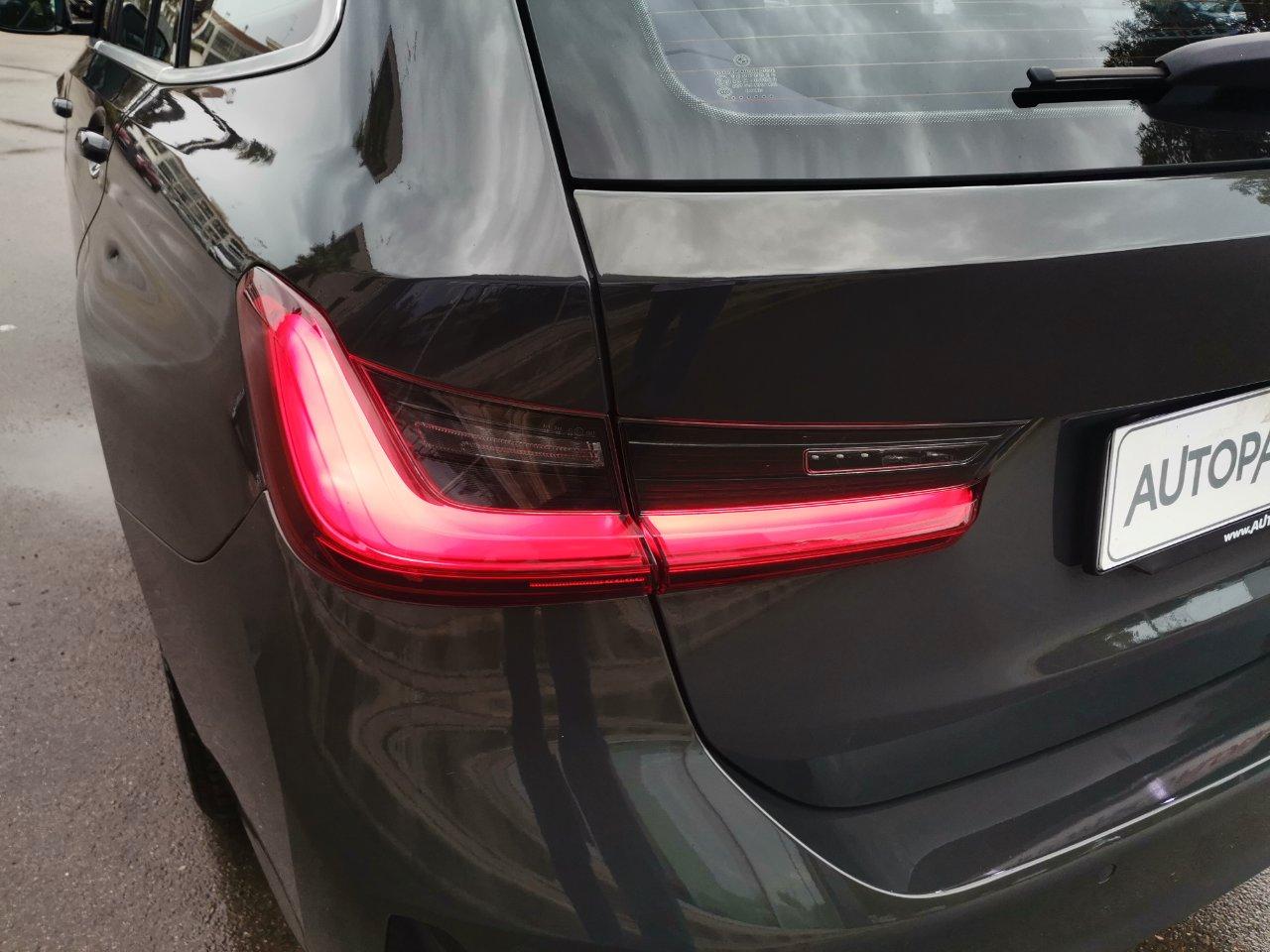 BMW 320 d Touring mhev 48V xdrive Business Advantage auto