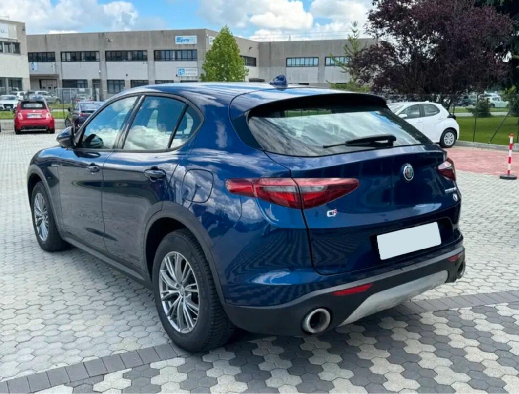 Alfa Romeo Stelvio 190 CV AT8 Q4