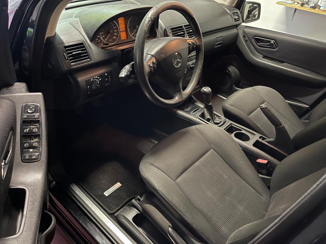 Mercedes-benz A 160 BlueEFFICIENCY Executive
