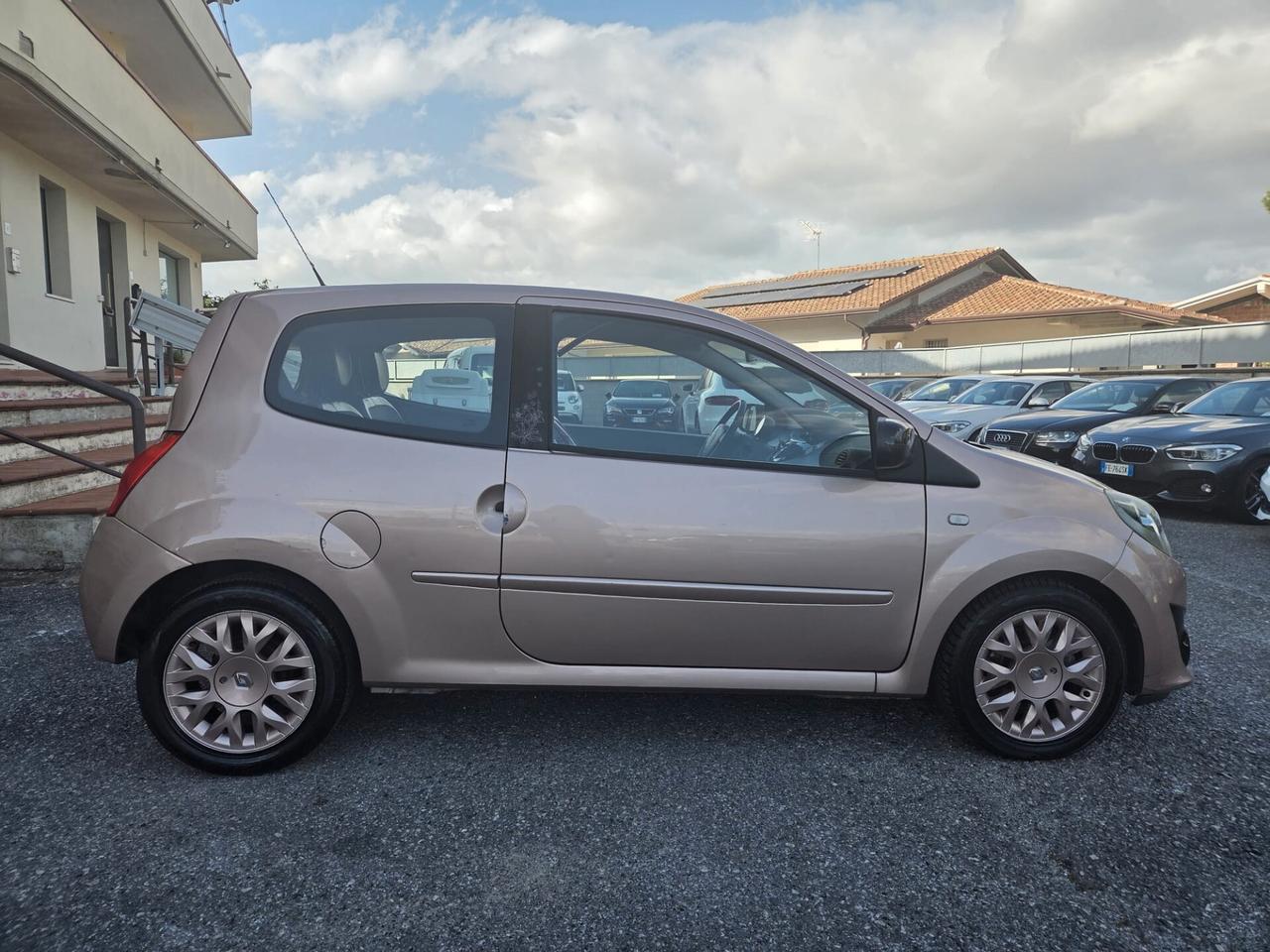 Renault Twingo 1.2 16V LEV Miss Sixty