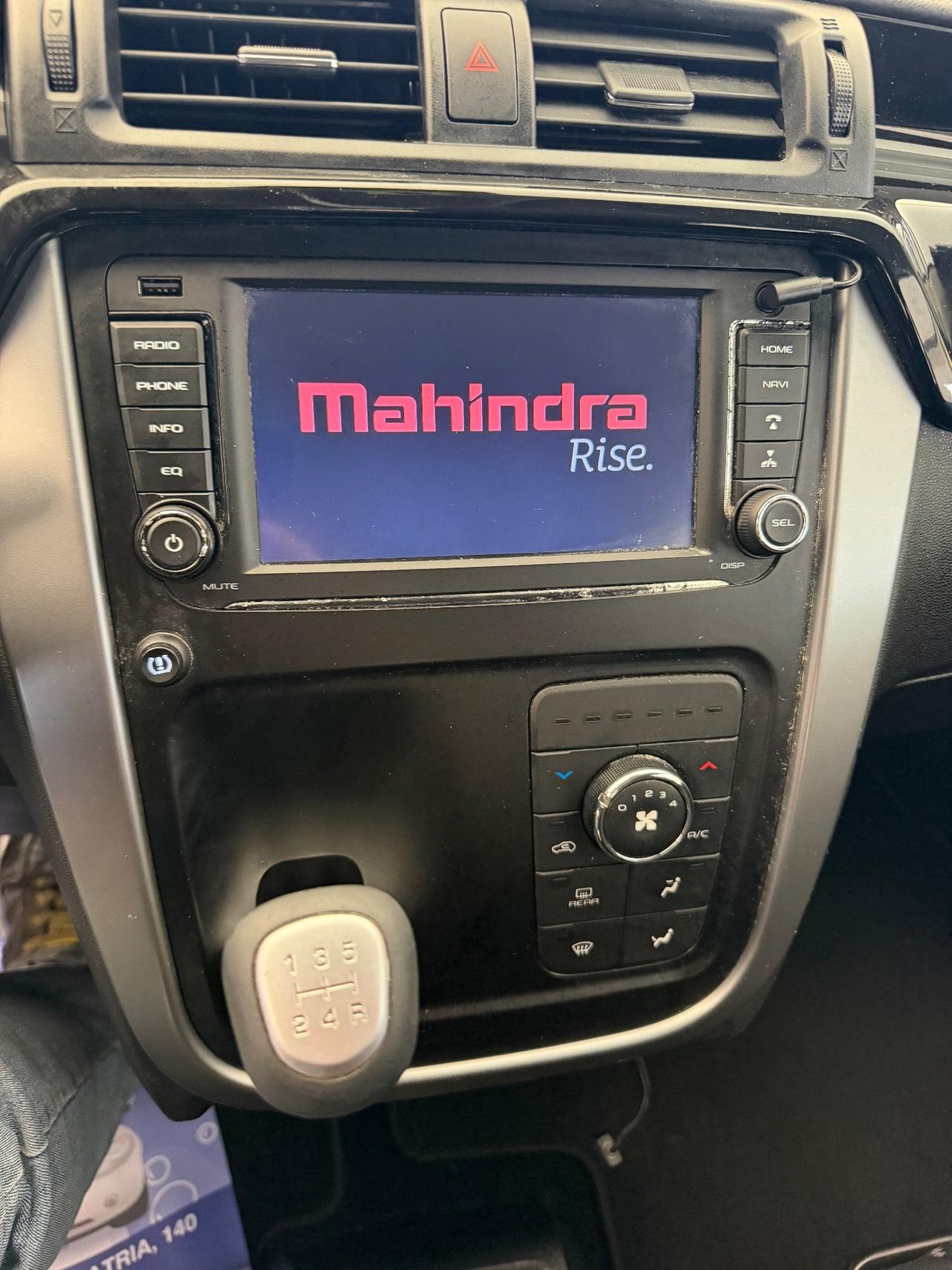Mahindra KUV100 1.2 VVT K8