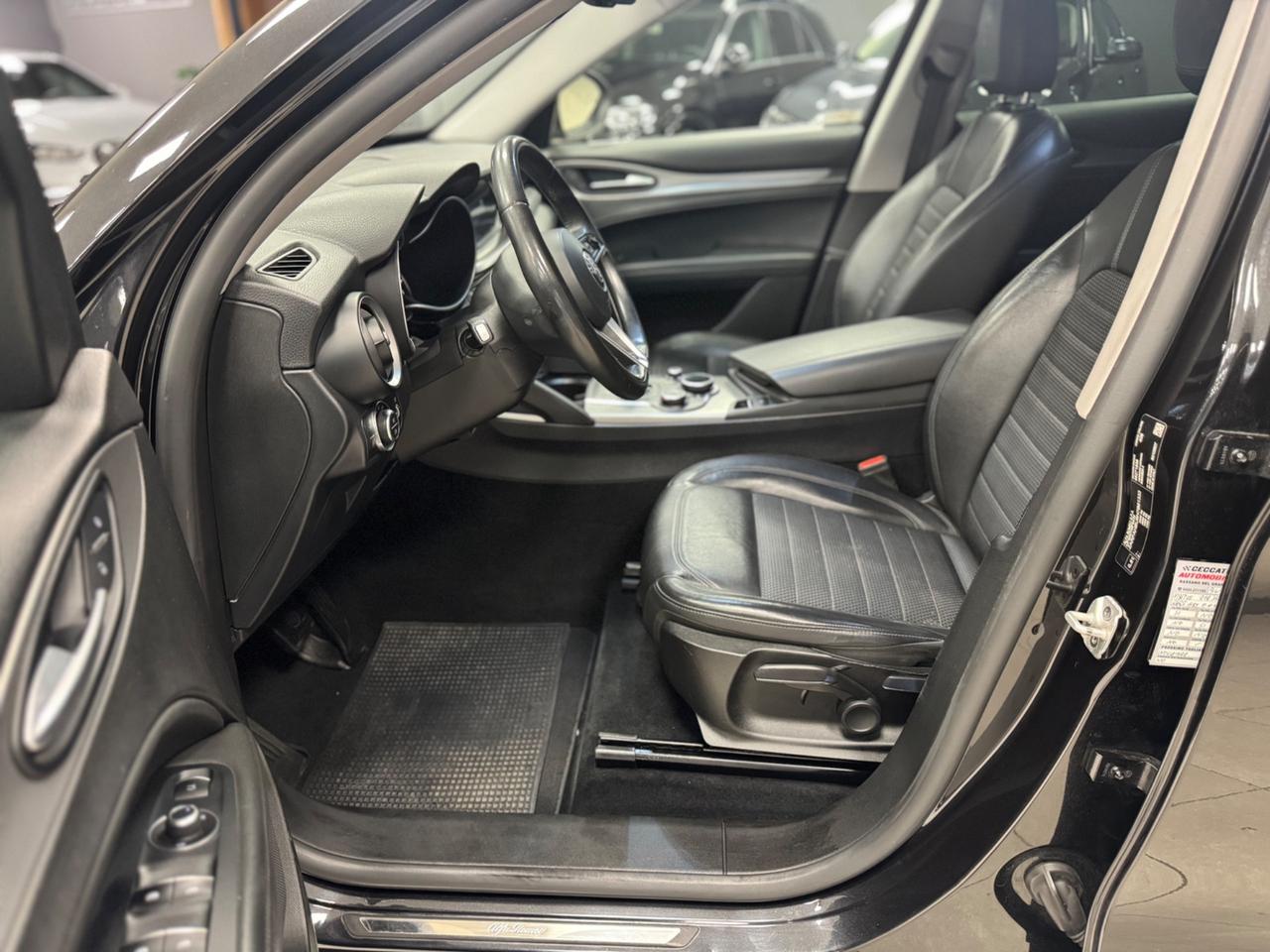 Alfa Romeo Stelvio 2.2 Turbodiesel 210 CV AT8 Q4 Executive