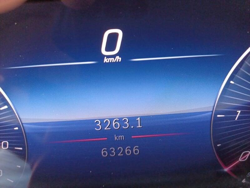 Mercedes-Benz Classe A A 180 d Progressive Advanced