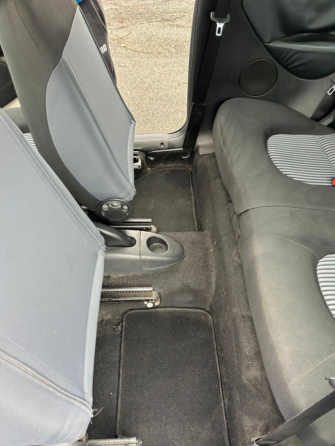 Lancia Ypsilon 1.2 cc GPL 2031 unica proprietaria pari al nuovo perfetta