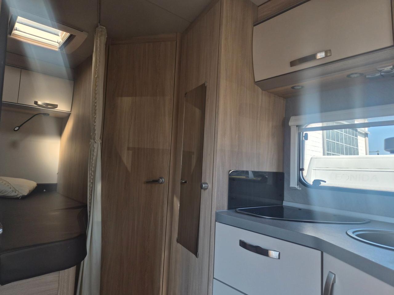 Fiat PROFESSIONAL DUCATO WEINSBERG CARASUITE CAMPER