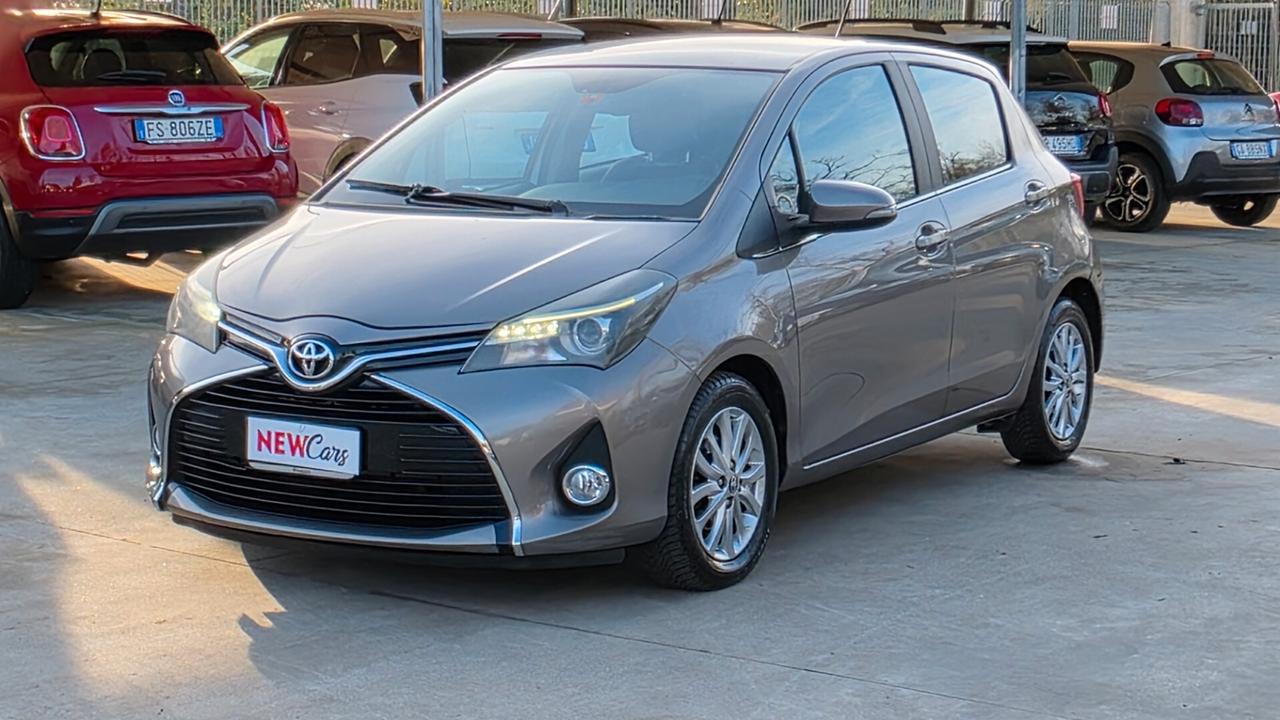 Toyota Yaris D-4D LOUNGE