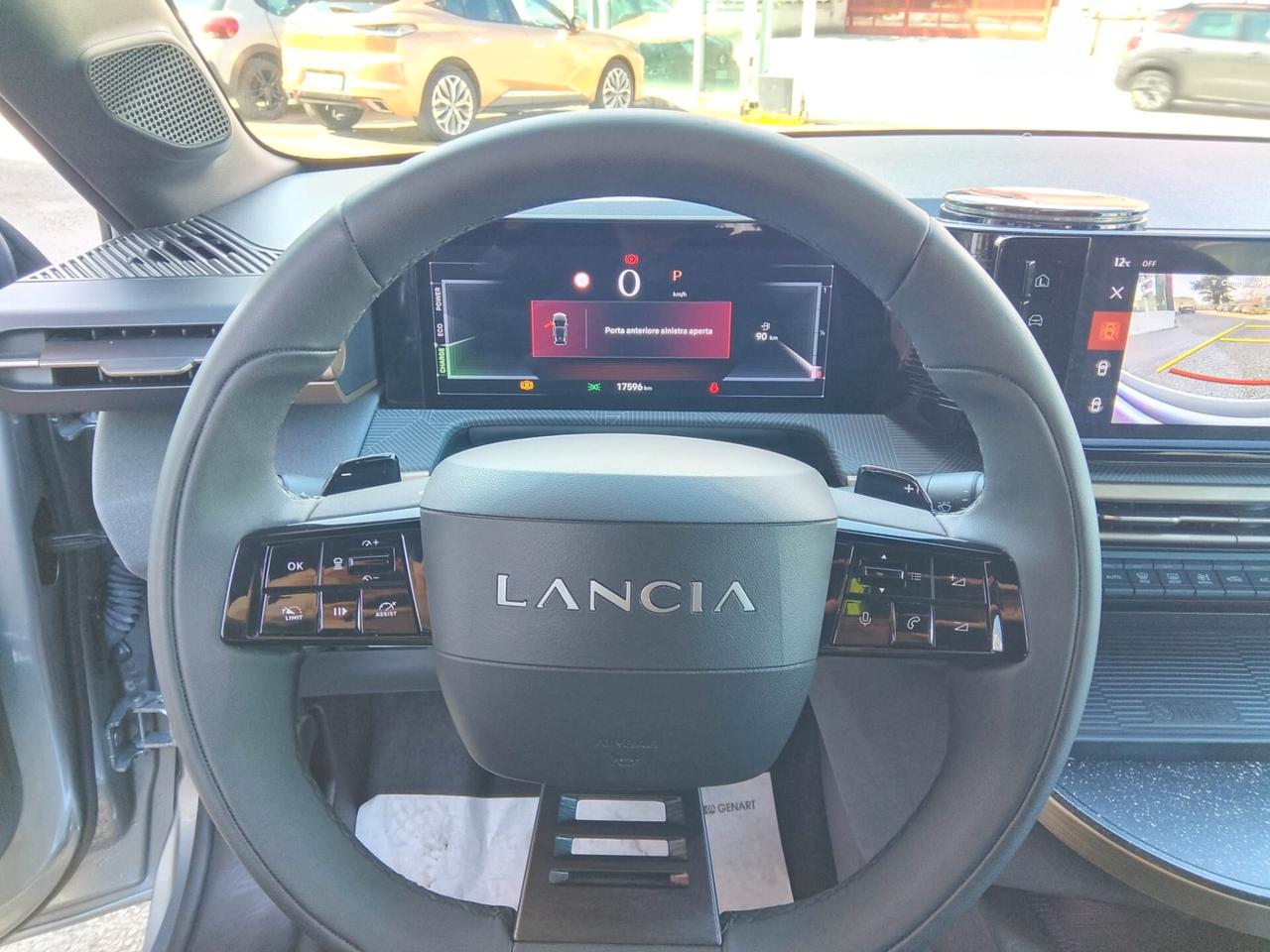 Lancia Ypsilon Hybrid e-DCT LX