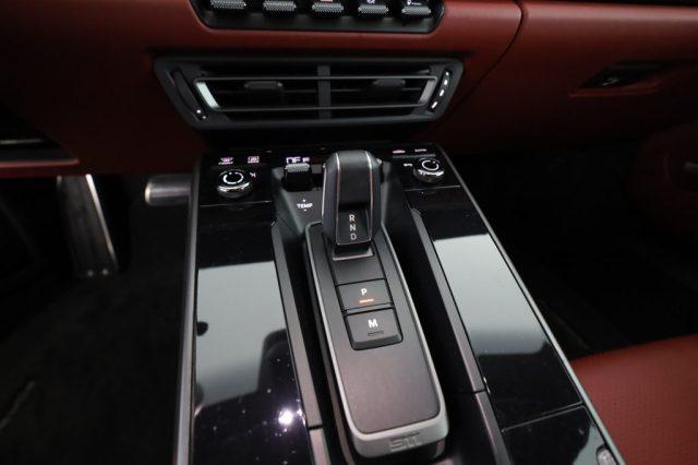 PORSCHE 911 911 Carrera 4S