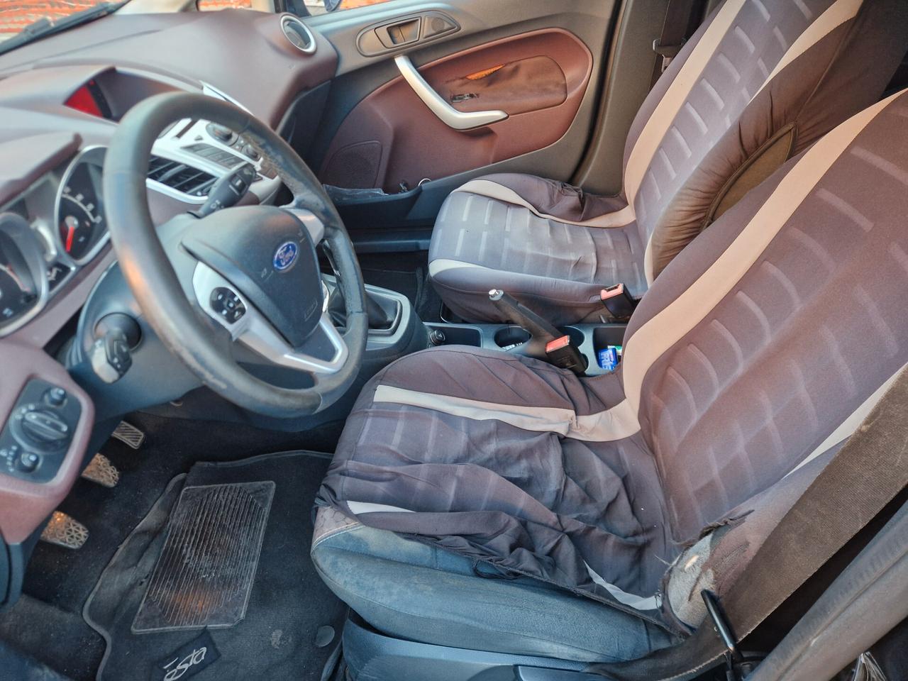 Ford Fiesta 1.4 Tdci 75cv INDISTRUTTIBILE