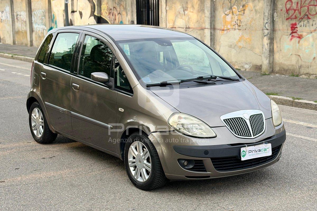 LANCIA Musa 1.4 16V Platino