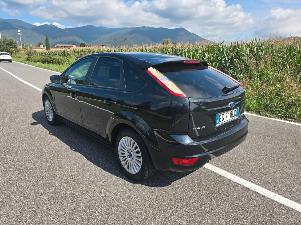 FORD FOCUS 1,6 TDCI 5 PORTE- TITANIUM-OK NEOPATENTATI-