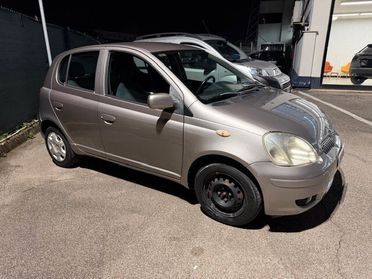 Toyota Yaris 1.4 tdi D-4D cat 5 porte Sol