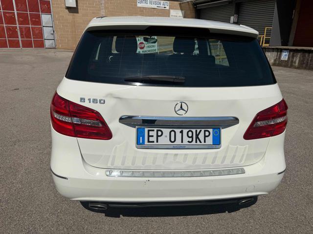 MERCEDES-BENZ B 180 BlueEFFICIENCY Premium senza nessun lavoro da fare