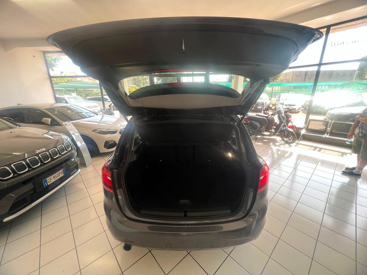Bmw 216 218i Active Tourer Advantage