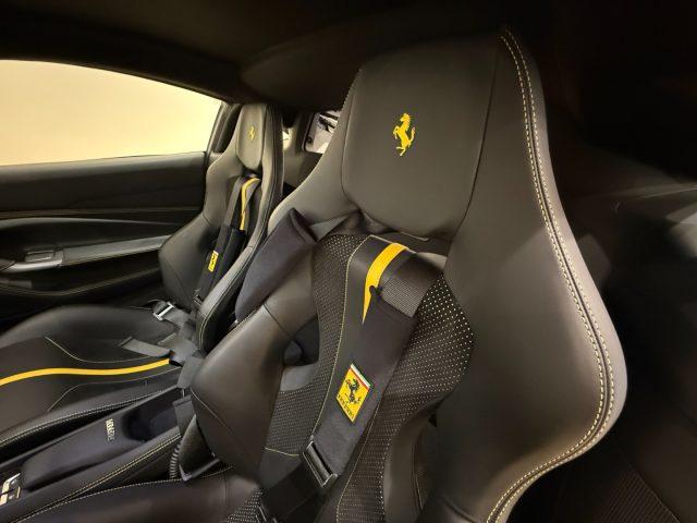 FERRARI F8 Tributo IVA ESPOSTA