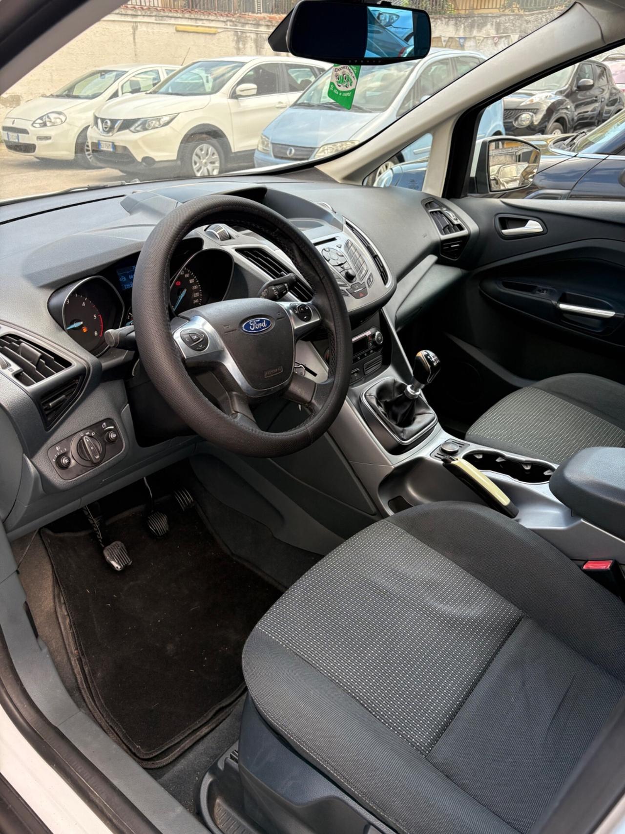 Ford C-Max 1.6 TDCi 115CV gancio traino