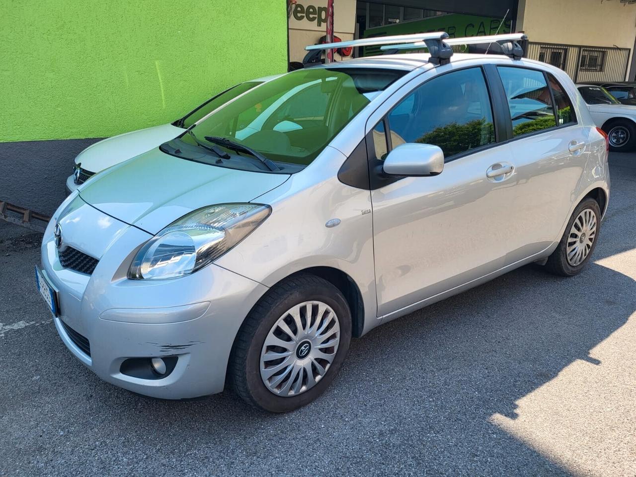 Toyota Yaris 1.0 3 porte Sol