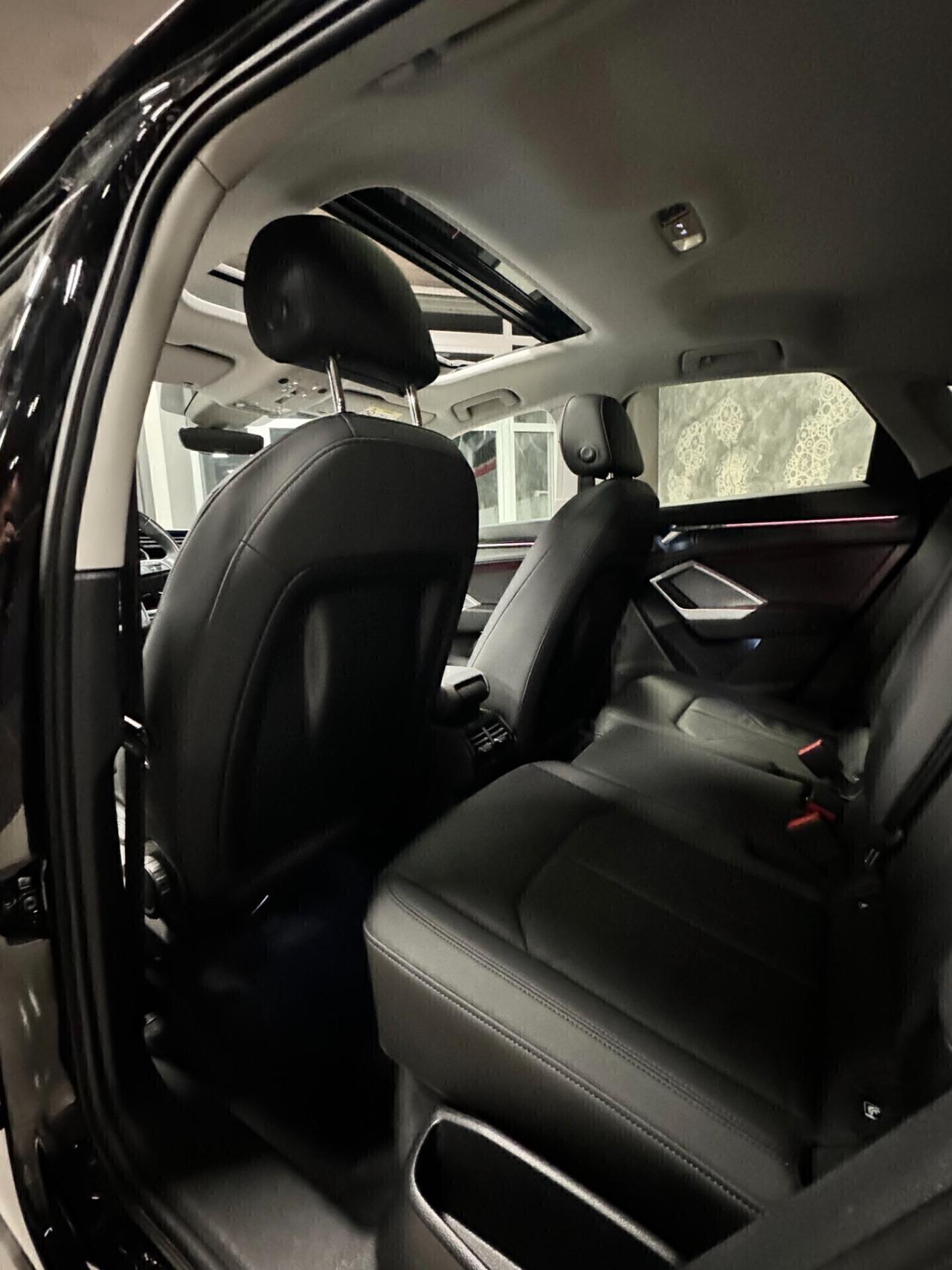 AUDI Q3 SBACK 2.0 TDI STRONIC SLINE TETTO APRIBILE