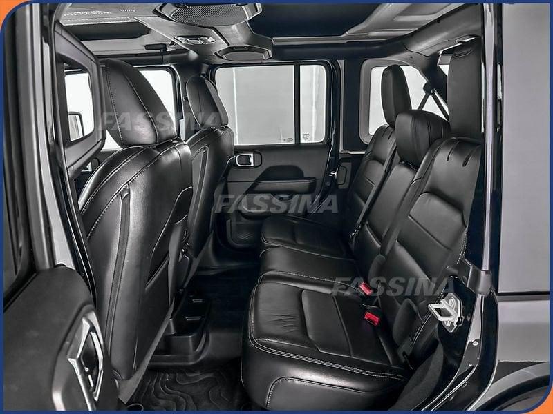 Jeep Wrangler Wrangler Unlimited 2.0 Turbo Sahara