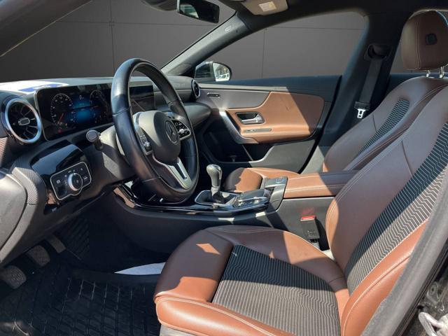 MERCEDES-BENZ CLA 180 Automatic Shooting Brake Sport