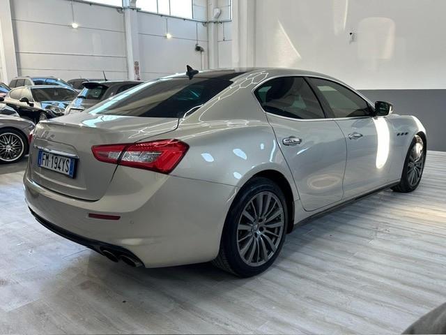 Maserati Ghibli V6 430 CV Q4 Granlusso