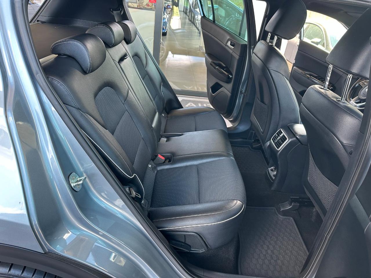 Kia Sportage 1.6 crdi mhev GT Line Panorama Sunroof pack awd 136cv dct