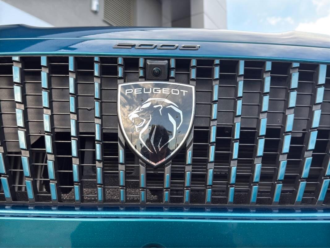 Peugeot 2008 1.2 hybrid Allure 136cv e-dcs6 TELECAMERA A 360°