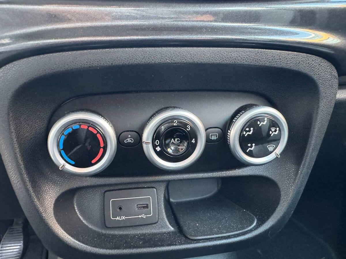 Fiat 500 L 1.4 Lounge 95cv