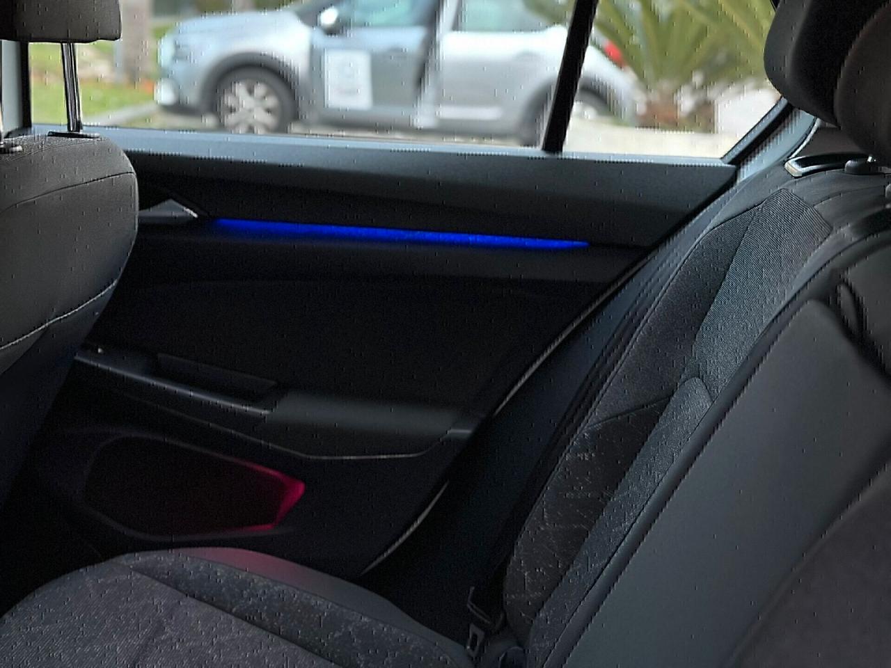 Volkswagen Golf 1.0 eTSI EVO DSG Life -USATO GARANTITO-