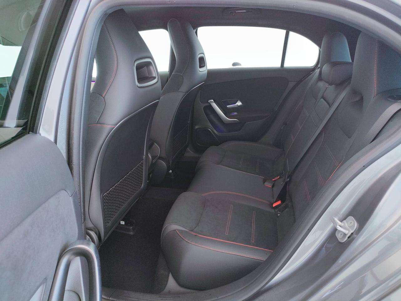 Mercedes-Benz Classe A - W177 2023 - A 180 d AMG Line Advanced Plus auto