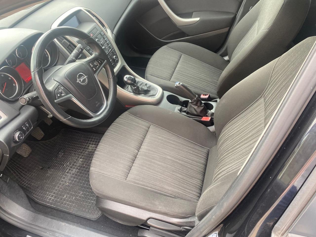 OPEL ASTRA 1.7 CDTI MOLTO BELLA CONDIZIONI DA VETRINA