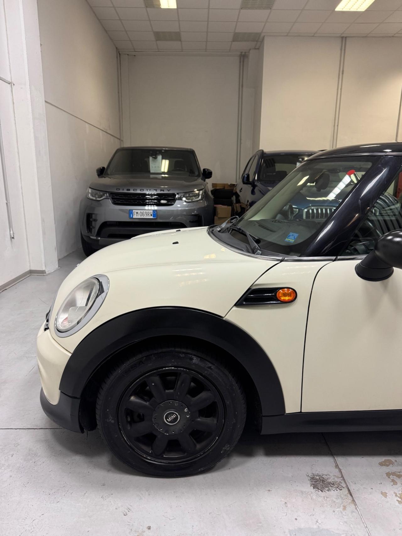 Mini 1.6 16V One (55kW)