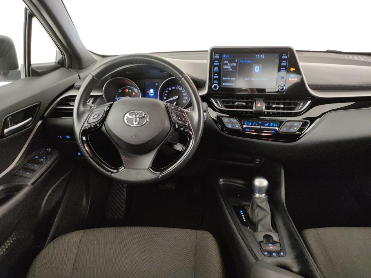 TOYOTA C-HR 1.8h Active e-cvt